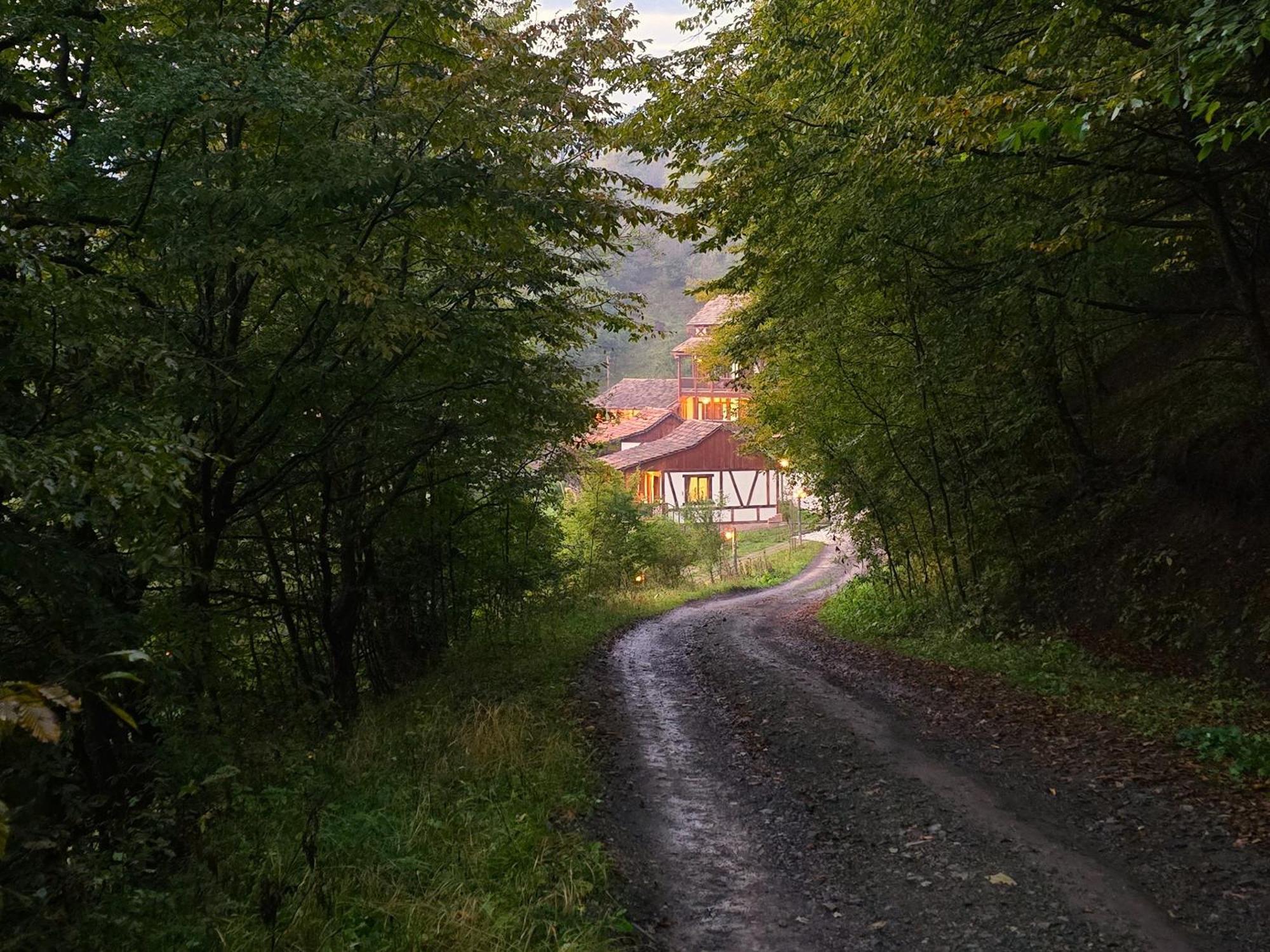 Ecokayan Dilijan Resort Hotel Exterior photo
